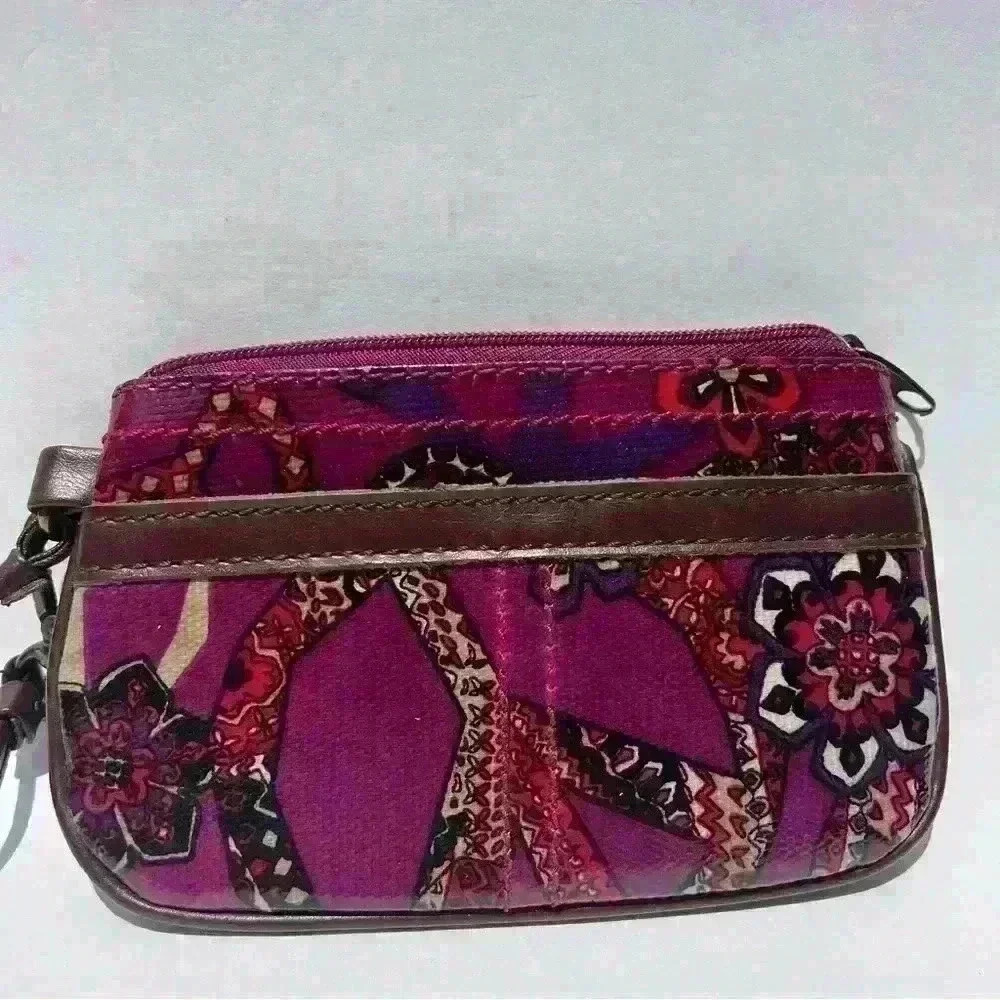 MUDD Angie Glazed Purple Wristlet/ Clutch Purse Accessory Peace Floral - Picture 4 of 7